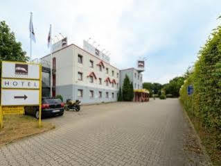 Bon Marche Hotel Bochum Exterior photo